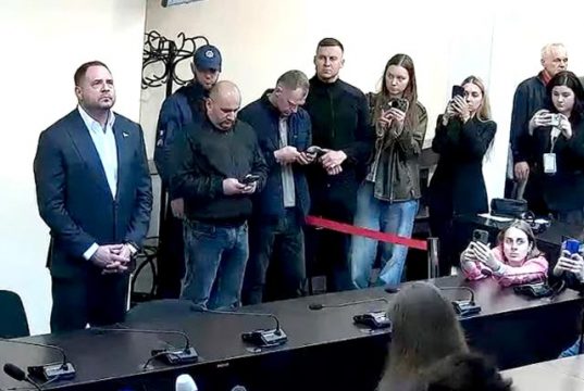 ВАКС отправил Ермака под стражу на 60 дней с возможностью внесения залога в 140 млн грн ВАКС отправил Ермака под стражу на 60 дней с возможностью внесения залога в 140 млн грн