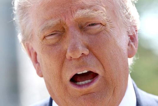 Трамп: Тайвань украл у США индустрию микросхем Трамп: Тайвань украл у США индустрию микросхем