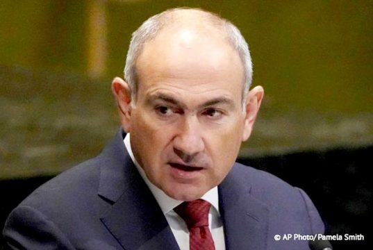 Лукашенко назвал враньем слова Пашиняна об организации транзита газа через Армению Лукашенко назвал враньем слова Пашиняна об организации транзита газа через Армению