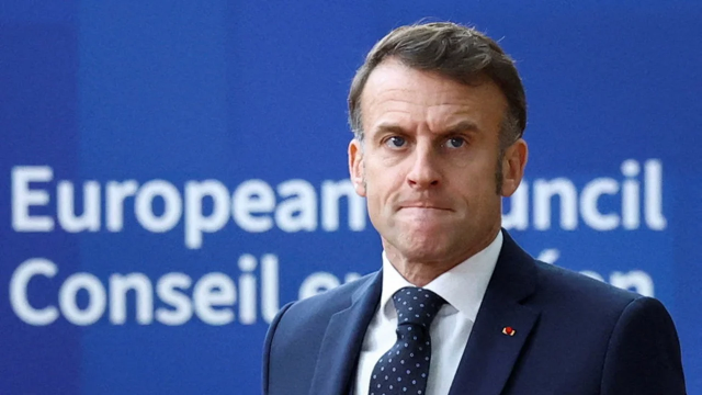 В резиденции Макрона прошли обыски