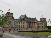 Как водружали знамя над рейхстагом 30 апреля 1945 года. Рейхстаг заметили не сразу