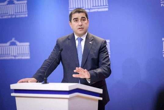 Спикер парламента Грузии упрекнул ЕС за молчание о задержаниях оппозиционеров в Армении Спикер парламента Грузии упрекнул ЕС за молчание о задержаниях оппозиционеров в Армении