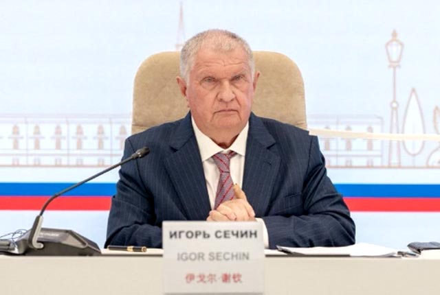 Сечин и Маск проводят очень похожие и вполне претендующие на новую идеологию линии Сечин и Маск проводят очень похожие и вполне претендующие на новую идеологию линии