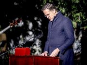 Генсек НАТО объявил о немедленном начале сокращения военного контингента США в Европе Генсек НАТО объявил о немедленном начале сокращения военного контингента США в Европе