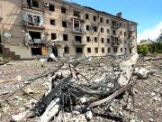 По слухам в кулуарах, до Славянска и Краматорска осталось около 3 км. Почему сохранение жизней солдат важнее сожженной земли? По слухам в кулуарах, до Славянска и Краматорска осталось около 3 км. Почему сохранение жизней солдат важнее сожженной земли?