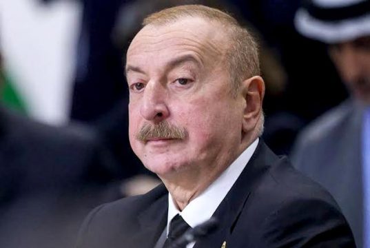 Алиев подчёркнуто дистанцировался от события Алиев подчёркнуто дистанцировался от события