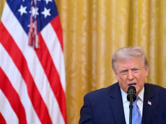 Власти США выявили 280 тысяч неграждан в списках избирателей, заявил Трамп