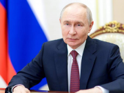 Путин поговорил по телефону с Трампом.