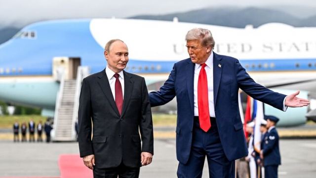 Путин и Трамп провели телефонный разговор в День независимости США
