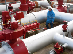 Франция начала тратить газ, запасенный на зиму
