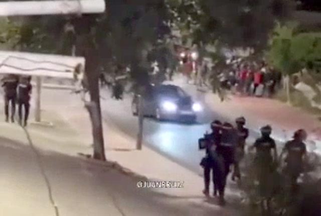 Правительство Испании массово перевозит мигрантов из Сеуты в европейскую часть страны Правительство Испании массово перевозит мигрантов из Сеуты в европейскую часть страны
