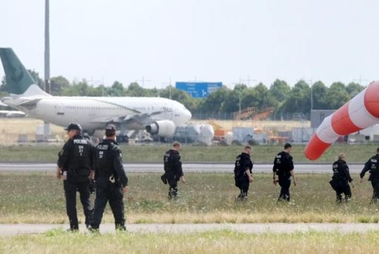 Это земля Саксония, где победить должна партия «Альтернатива для Германии» Это земля Саксония, где победить должна партия «Альтернатива для Германии»