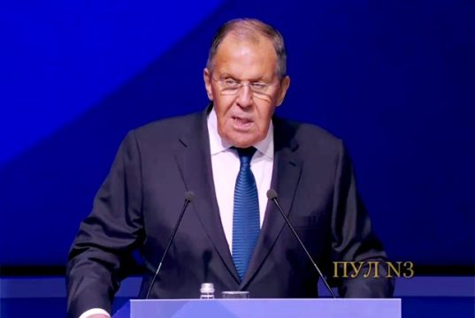 Лавров вновь дал понять, что если начнется война России с Европой, то она будет ядерной Лавров вновь дал понять, что если начнется война России с Европой, то она будет ядерной