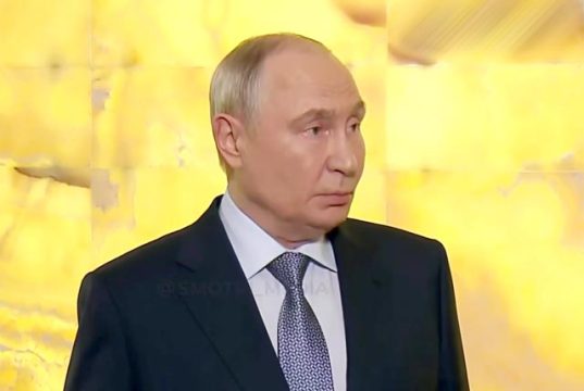 «Цирк уехал, а клоуны остались» «Цирк уехал, а клоуны остались»