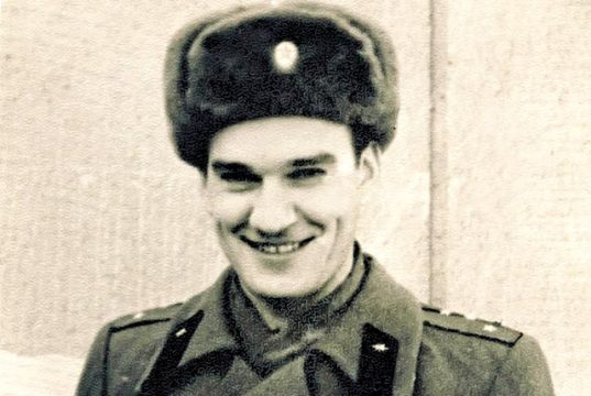 Как подполковник РВСН Станислав Петров предотвратил начало третьей мировой войны Как подполковник РВСН Станислав Петров предотвратил начало третьей мировой войны