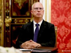 Кирилл Дмитриев предложил компании Илона Маска построить тоннель под Беринговым проливом Кирилл Дмитриев предложил компании Илона Маска построить тоннель под Беринговым проливом