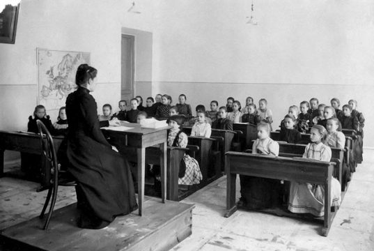 Темы для сочинений, предлагавшиеся гимназистам в начале XX века Темы для сочинений, предлагавшиеся гимназистам в начале XX века
