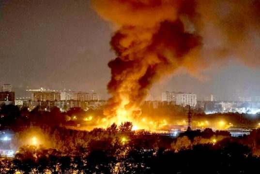 Демократы не помогут. Зеленский зря на них надеется Демократы не помогут. Зеленский зря на них надеется