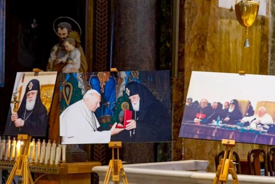 В Ватикане прошел концерт памяти Католикоса-Патриарха Илии II В Ватикане прошел концерт памяти Католикоса-Патриарха Илии II