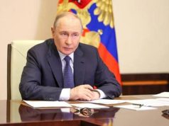 Россия готова возобновить трехсторонние переговоры по Украине, заявил Путин Россия готова возобновить трехсторонние переговоры по Украине, заявил Путин