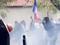 Во Франции уже начались новые протесты Во Франции уже начались новые протесты